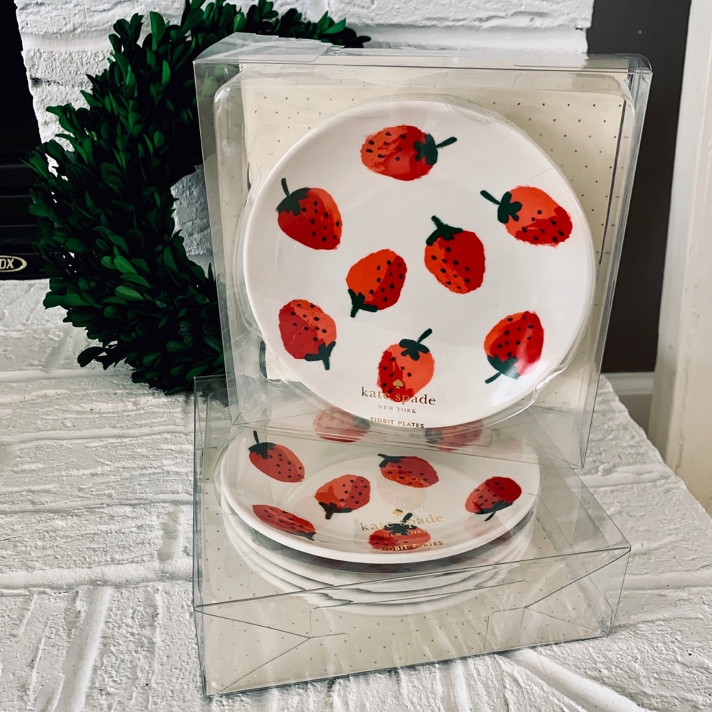 NEW Kate Spade Strawberry Melamine Plates